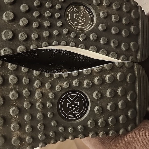 Michael Kors Bodie Metallic Logo Knit Slip-On Trainer sz 6m - Picture 7 of 8